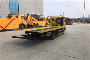 信州区非事故拖车