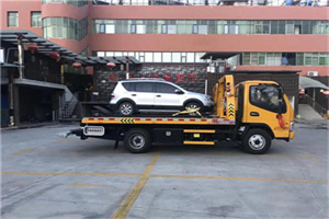 信州区附近汽车拖车电话